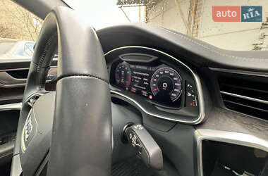 Седан Audi A6 2019 в 