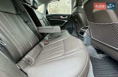 Седан Audi A6 2019 в 