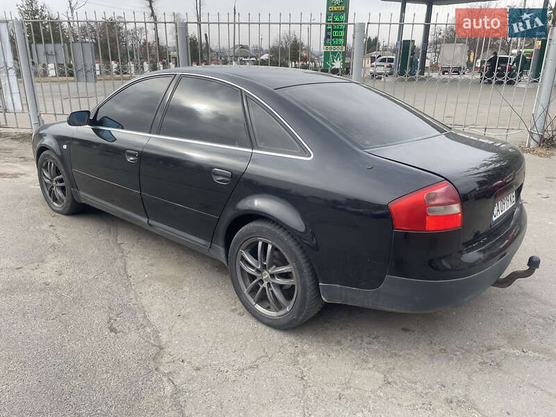 Седан Audi A6 2001 в 