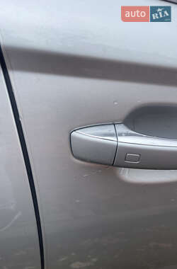 Седан Audi A6 2013 в 
