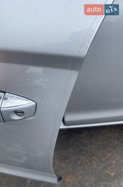Седан Audi A6 2013 в 