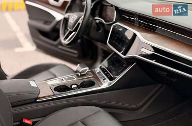 Седан Audi A6 2019 в 