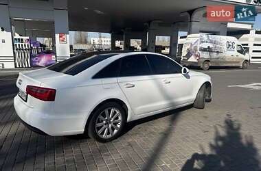 Седан Audi A6 2014 в 