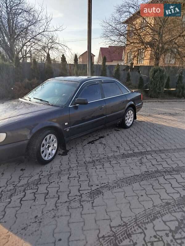 Седан Audi A6 1997 в Черновцах