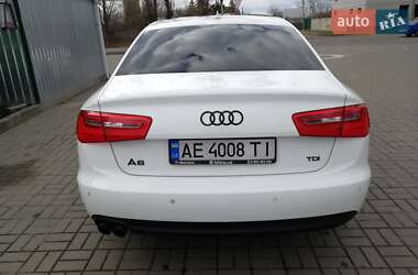 Седан Audi A6 2014 в 