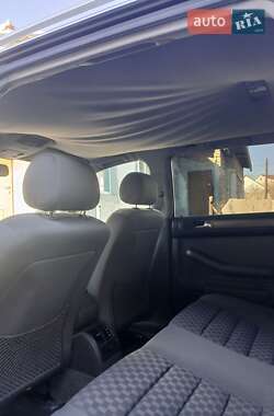 Универсал Audi A6 2002 в 