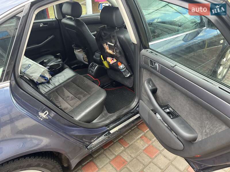 Седан Audi A6 2003 в Киеве