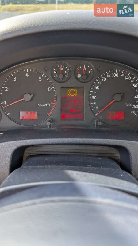 Седан Audi A6 2000 в Киеве