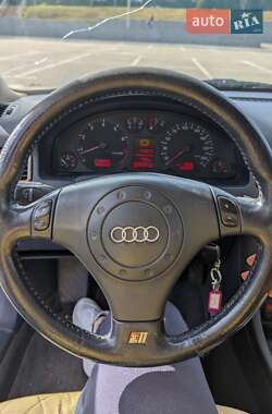 Седан Audi A6 2000 в 