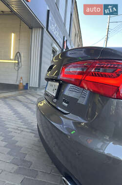 Седан Audi A6 2014 в 