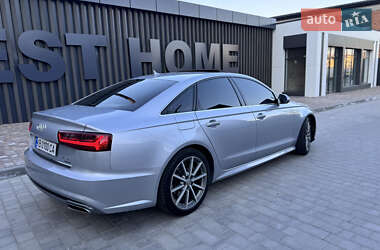 Седан Audi A6 2015 в 