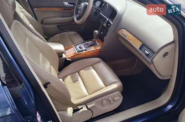 Седан Audi A6 2004 в 