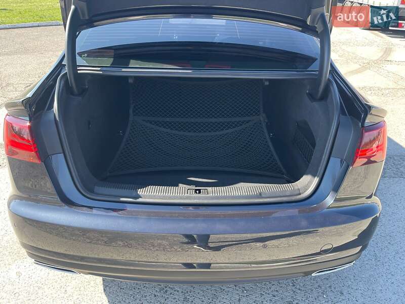 Седан Audi A6 2015 в Ужгороде