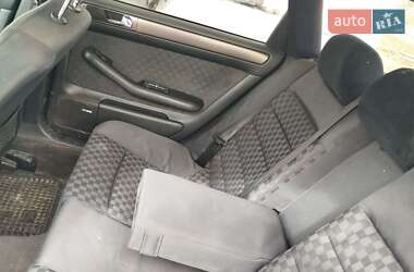 Универсал Audi A6 1999 в 