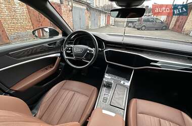 Седан Audi A6 2020 в 