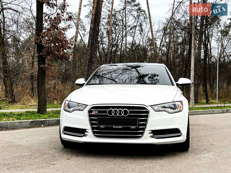 Седан Audi A6 2011 в Смеле