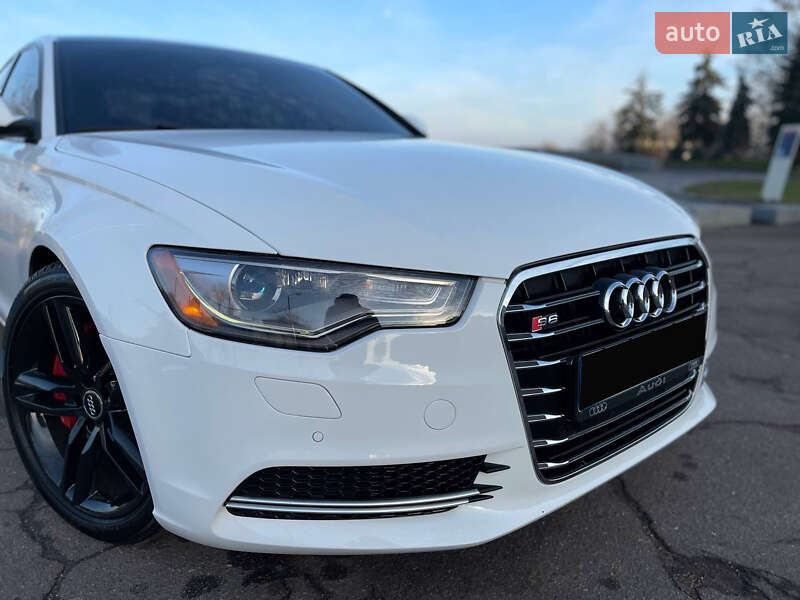 Седан Audi A6 2011 в Смеле