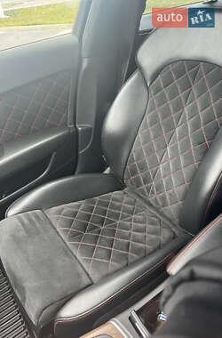 Седан Audi A6 2012 в 