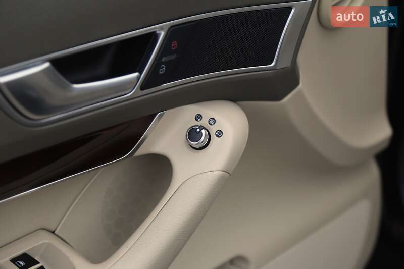Седан Audi A6 2010 в Киеве