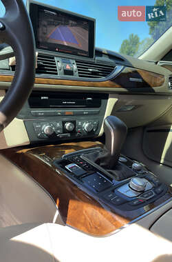 Седан Audi A6 2015 в 