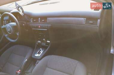 Универсал Audi A6 2002 в 