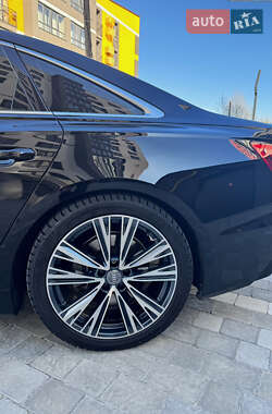 Седан Audi A6 2019 в 