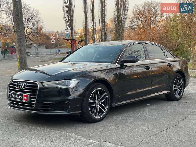 Седан Audi A6 2015 в 