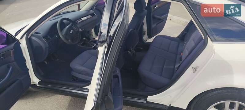 Седан Audi A6 1998 в Харькове