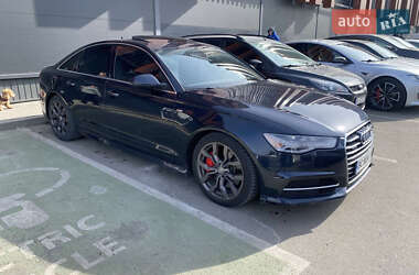 Седан Audi A6 2015 в 