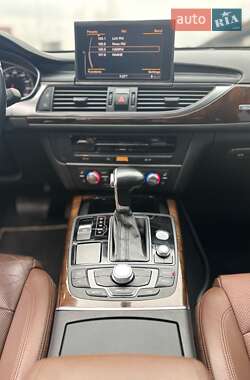 Седан Audi A6 2012 в 