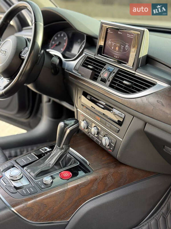 Седан Audi A6 2015 в Глухові