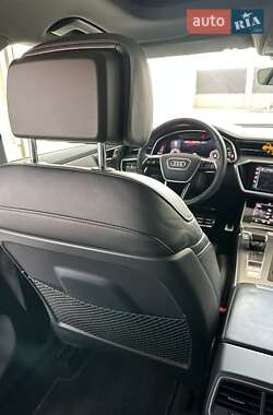 Универсал Audi A6 2018 в 