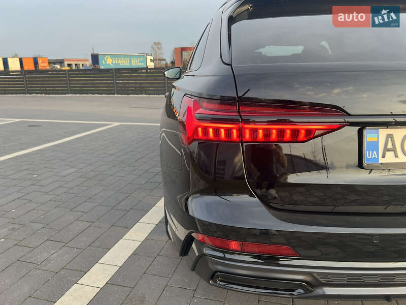 Универсал Audi A6 2019 в Мукачево