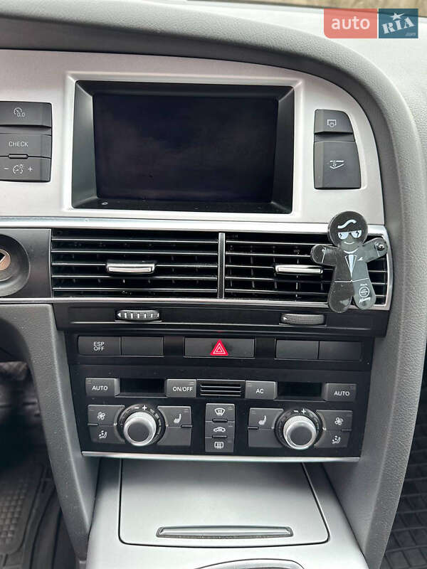 Седан Audi A6 2010 в Сваляві
