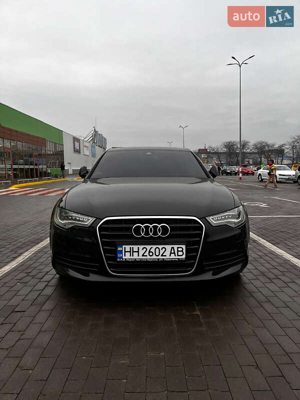 Седан Audi A6 2014 в 