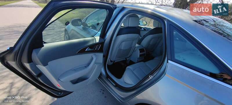 Седан Audi A6 2013 в Демидовке