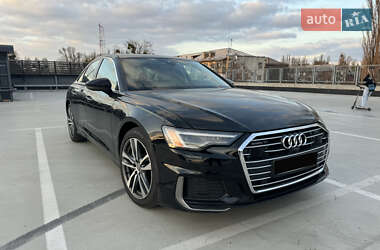 Седан Audi A6 2019 в 