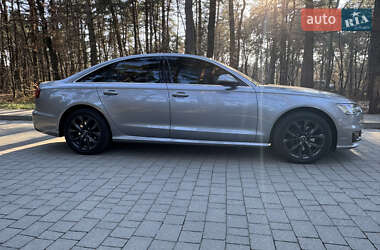 Седан Audi A6 2015 в 