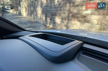 Седан Audi A6 2013 в 