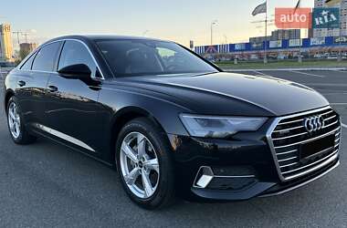 Седан Audi A6 2022 в 