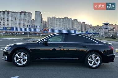 Седан Audi A6 2022 в 