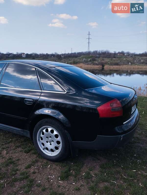 Седан Audi A6 2000 в Долинской