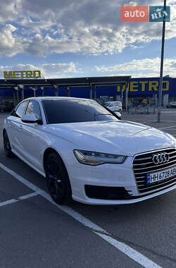 Седан Audi A6 2015 в 