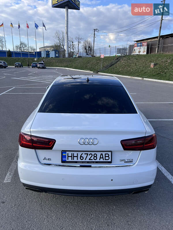 Седан Audi A6 2015 в Одессе