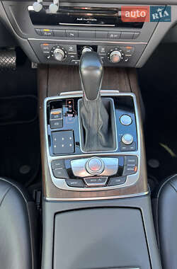 Седан Audi A6 2015 в 