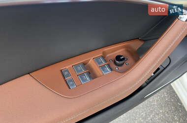 Седан Audi A6 2019 в 