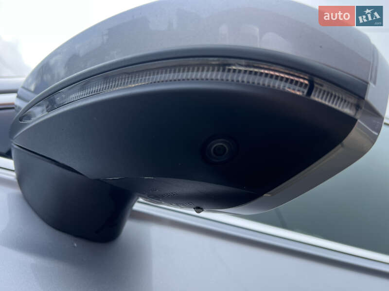 Седан Audi A6 2019 в Стрые