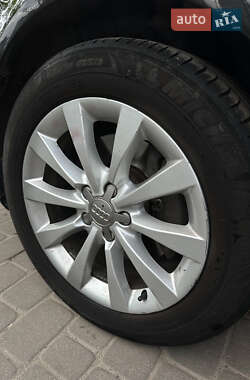 Седан Audi A6 2012 в 