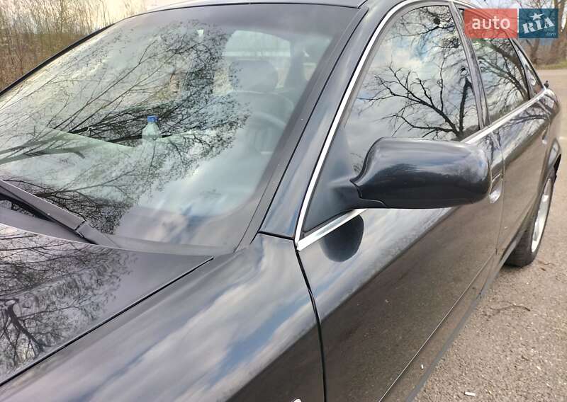 Седан Audi A6 2001 в Стрые
