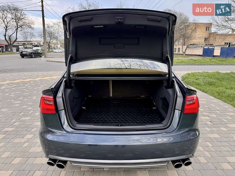 Седан Audi A6 2012 в Одесі
